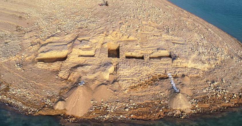 വരൾച്ചയിൽ ഉയർന്നു വന്നത് കൊട്ടാരം; ഫറവോമാരുമായി ബന്ധമുള്ള സാമ്രാജ്യം അണക്കെട്ടിനടിയിൽ, Archaeologists uncover a grand mysterious palace on the tigris river, Manorama Online