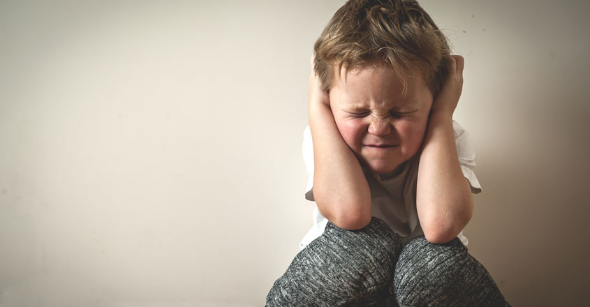 ദുശ്ശാഠ്യം 5 വിധം; പൊന്നോമനയുടെ സ്വഭാവം മാറുന്നത് അറിയുന്നുണ്ടോ ?, Anger, parent, Its impact on children.Temper tantrums, Parenting, Manorama Online 