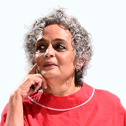 അരുന്ധതി റോയ്